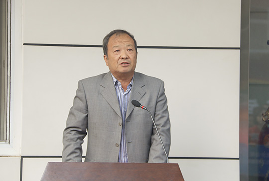 乐竞(中国)工会主席翟武汉作比赛总结发言