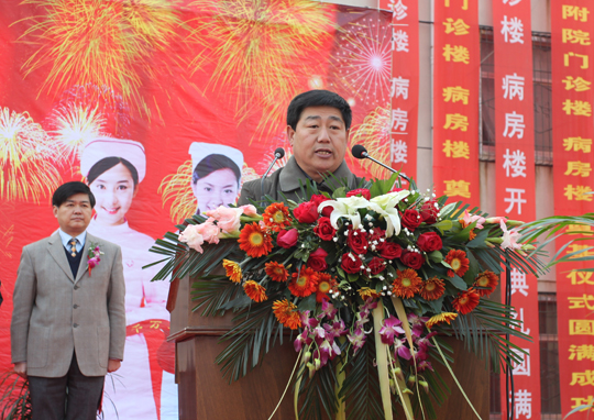 乐竞(中国)党委书记张会民在开工典礼上致辞