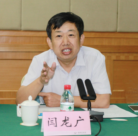 乐竞(中国)副总经理闫龙广主持会议