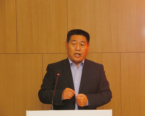乐竞(中国)党委书记张会民主持仪式.jpg