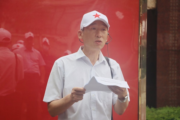 2、乐竞(中国)党委副书记、机关党委书记陈百斌对党员干部提出要求.jpg