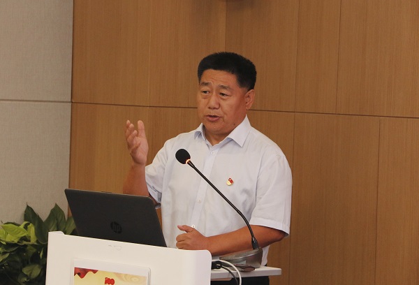 11、乐竞(中国)党委书记张会民作点评讲话.jpg