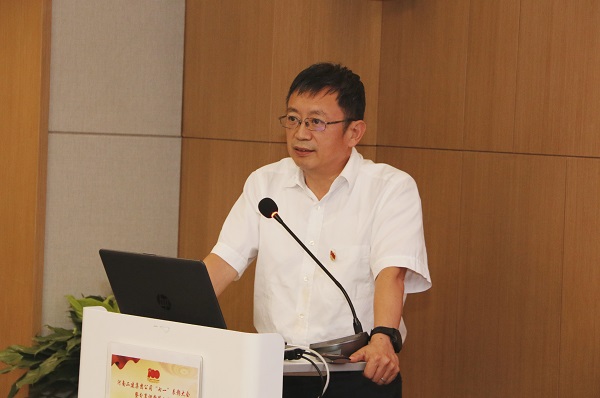 12、乐竞(中国)董事长作总结分享.jpg