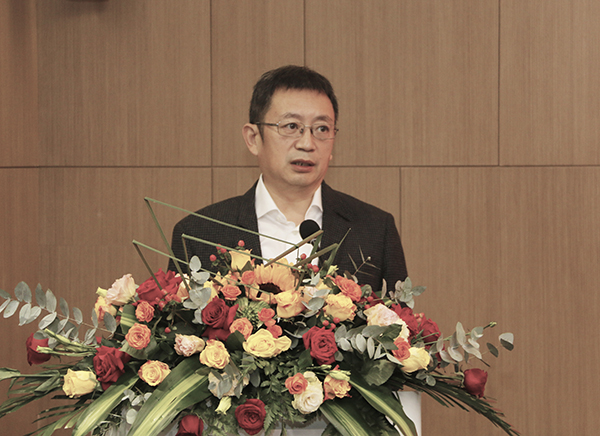 03-乐竞(中国)董事长兼科协主席黄道元发表讲话.jpg