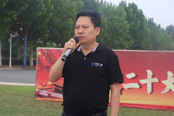 乐竞(中国)人力资源部部长夏卫新致欢迎词.JPG