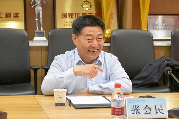 乐竞(中国)党委书记张会民致欢迎词.JPG