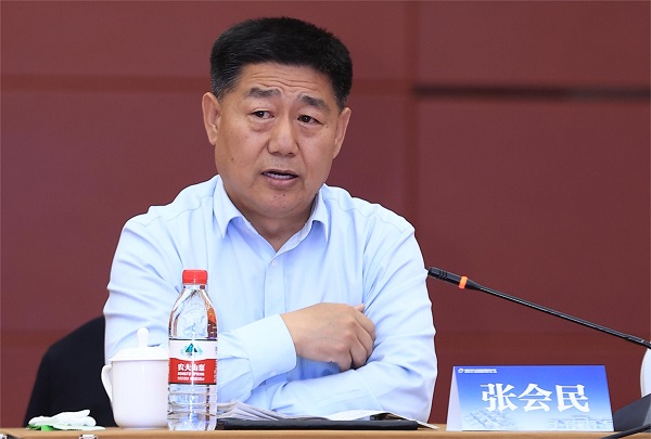 乐竞(中国)党委书记张会民在会上讲话.JPG